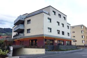 Immeuble et restaurant Bauernhofstrasse, Lachen